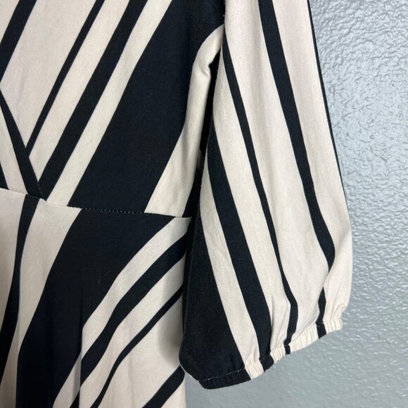 NWOT Soft Surroundings V-Neck Stripe Midi Dress Asymmetrical Hem Puff Sleeve PM - Picture 6 of 10